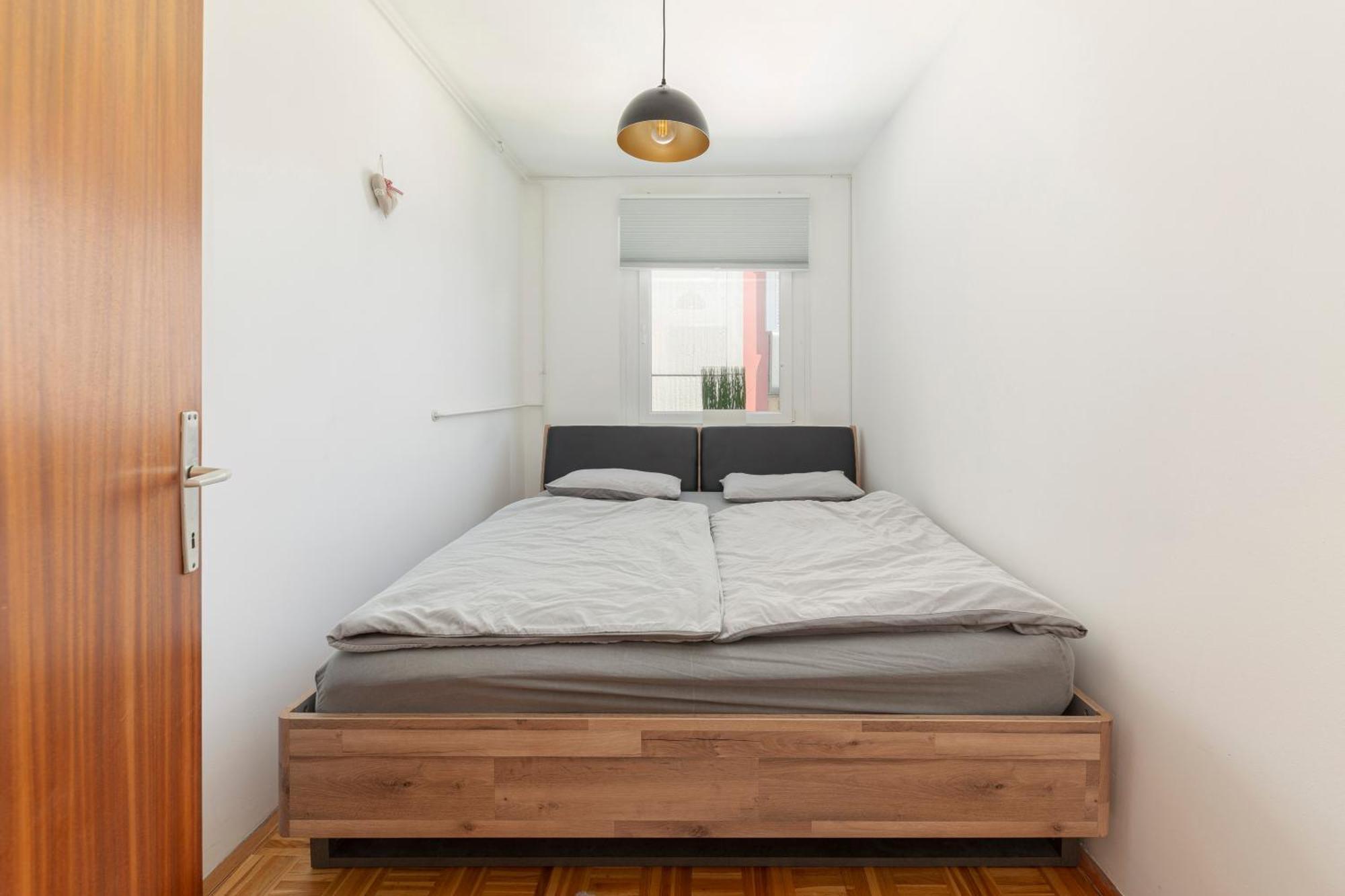 Cosy And Bright Apartment ลูบลิยานา ภายนอก รูปภาพ